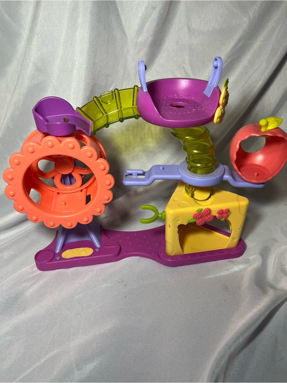 Littlest Pet Shop Hamster Hideout Tube Playset Playhouse LPS 2010